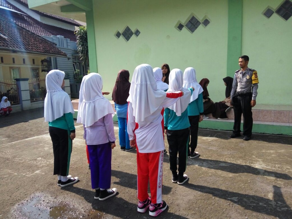 IMG-20160716-WA023